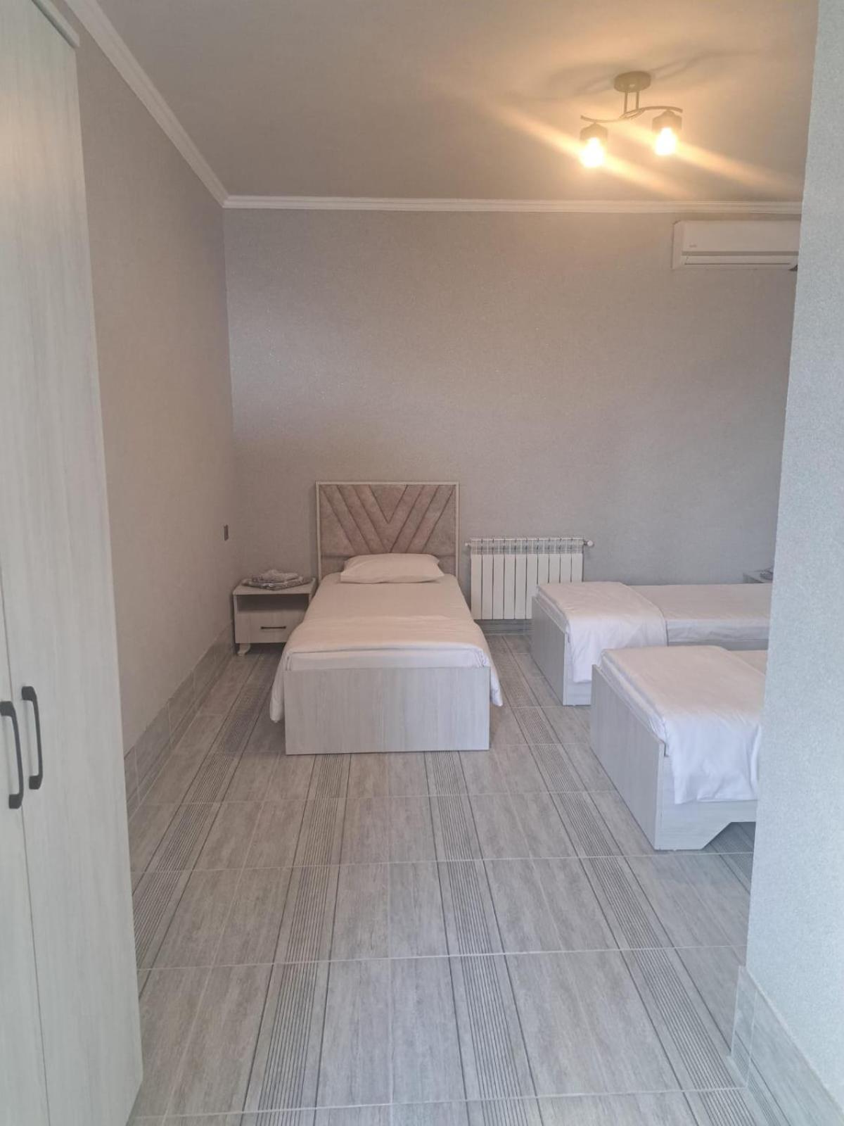 Seki Qonaq Evi Motel Ruang foto