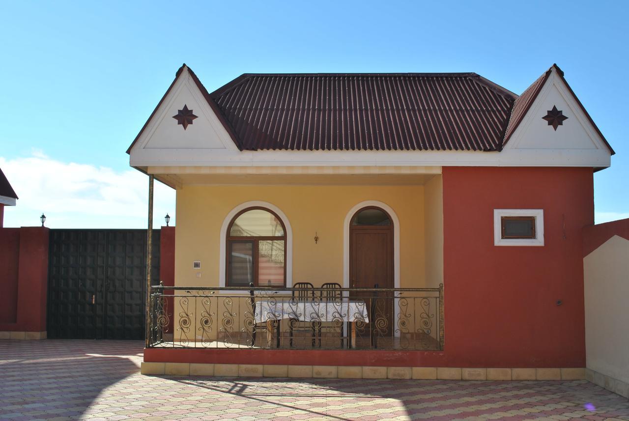 Seki Qonaq Evi Motel Bagian luar foto